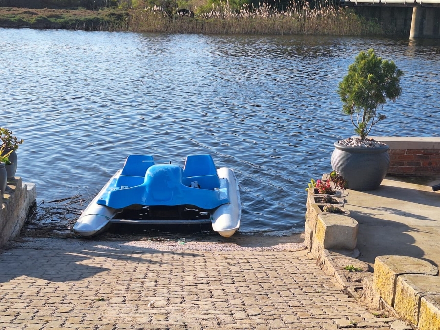 3 Bedroom Property for Sale in Hartenbos Heuwels Western Cape
